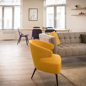 https://etage-2-nieuw-appartement-in-centrum-300m-van-zee-met-parking.hotelsghent.com