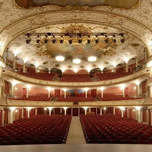 https://berlin-mal-anders-erleben-hier-tobt-das-leben.find-berlin-hotels.com